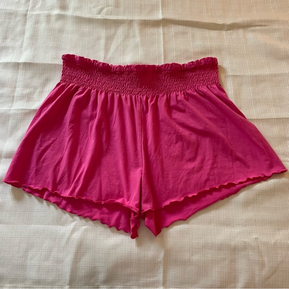 SHEIN Pants - SHEIN Curve Pink Shorts Size 2XL